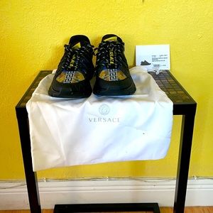 New never worn Versace Medusa Renaissance sneakers